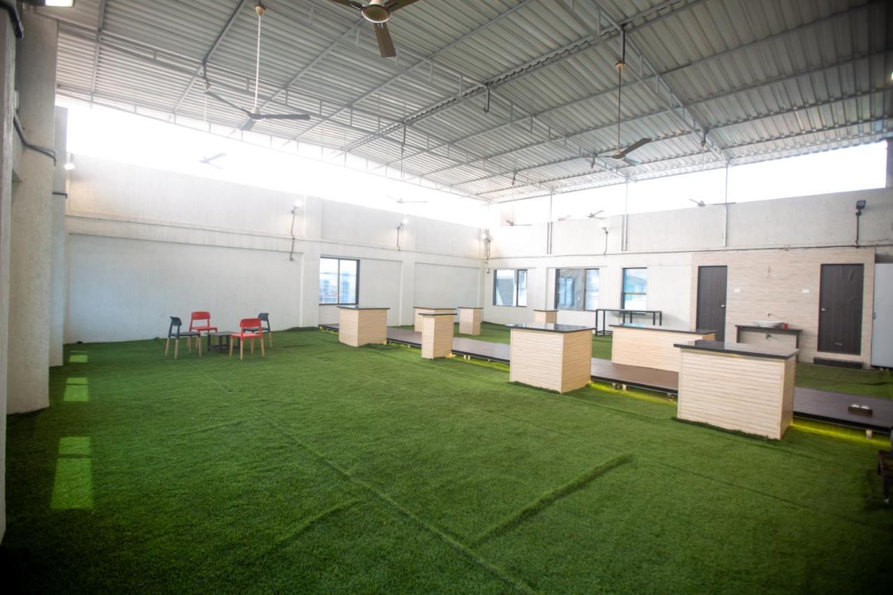 Hotel Singh'S By Wb Inn, Vashi, نافي مومباي المظهر الخارجي الصورة