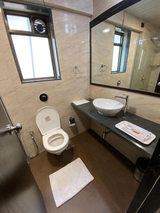 Hotel Singh'S By Wb Inn, Vashi, نافي مومباي المظهر الخارجي الصورة